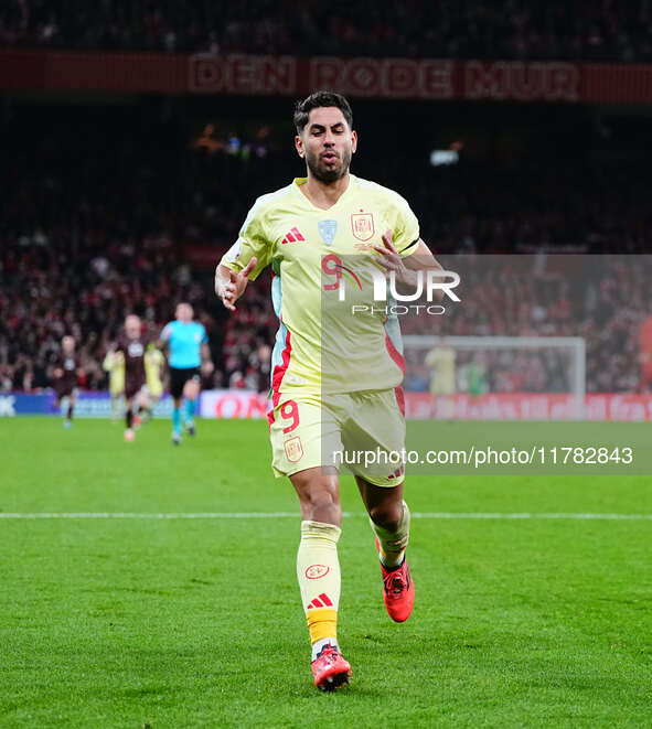 Ayoze Perez of Spain  gestures during the Nations League Round 5 match between Denmark against Spain at Parken, Copenhagen, Denmark on Novem...