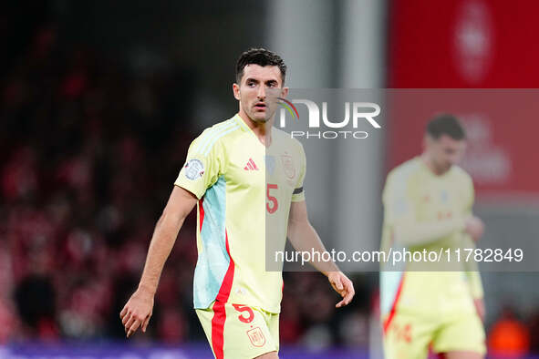 Daniel Vivian of Spain  looks on during the Nations League Round 5 match between Denmark against Spain at Parken, Copenhagen, Denmark on Nov...