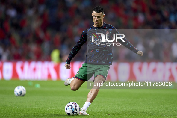 Cristiano Ronaldo of Portugal warms up before the UEFA Nations League 2024/25 League A Group A1 match between Portugal and Poland at Estadio...