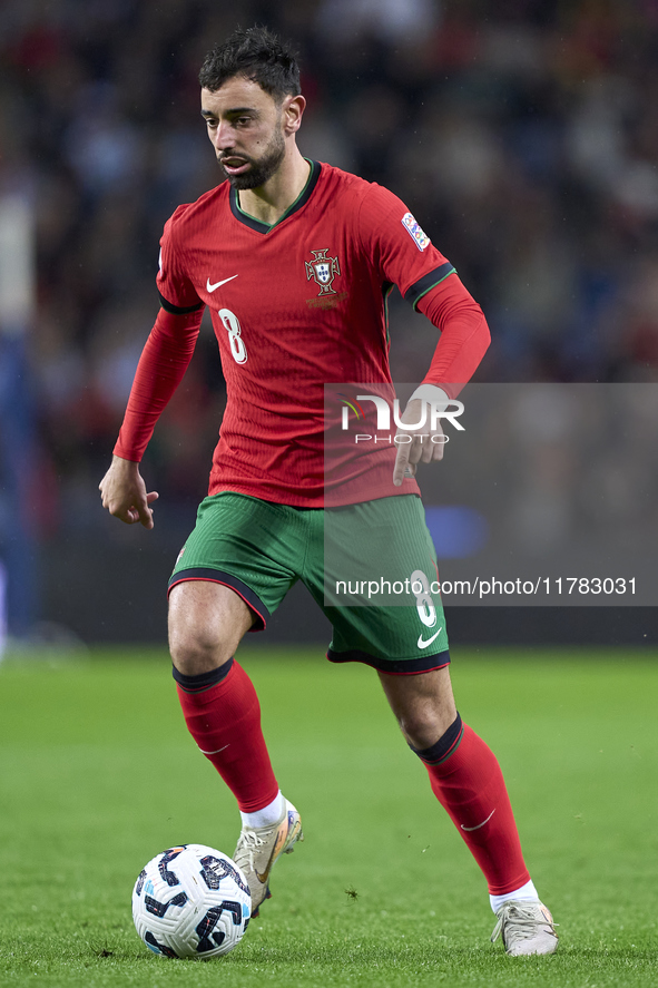 Bruno Fernandes of Portugal is in action during the UEFA Nations League 2024/25 League A Group A1 match between Portugal and Poland at Estad...