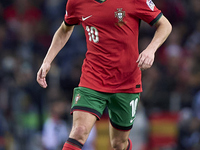 Bernardo Silva of Portugal is in action during the UEFA Nations League 2024/25 League A Group A1 match between Portugal and Poland at Estadi...