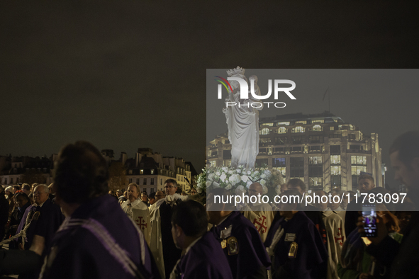 The procession of the Virgin Mary statue took place in Paris, France, on November 15, 2024. The return of the Virgin and Child starts with a...