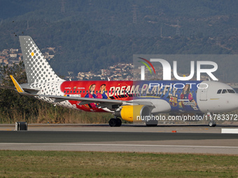 The FC Barcelona women's team launches the Vueling Airbus 320-214 to travel to Madrid with the new livery, featuring images of Aitana Bonmat...