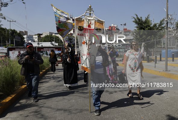 Residents of the town of Xoco in Coyoacan, Mexico City, protest outside the Mitikah shopping mall in Mexico City, Mexico, on November 16, 20...