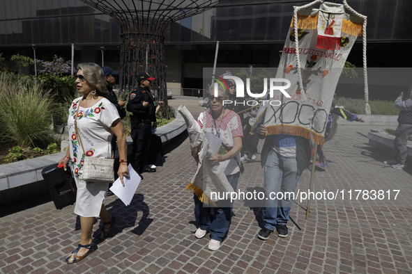 Residents of the town of Xoco in Coyoacan, Mexico City, protest outside the Mitikah shopping mall in Mexico City, Mexico, on November 16, 20...