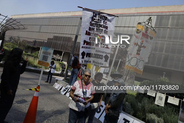 Residents of the town of Xoco in Coyoacan, Mexico City, protest outside the Mitikah shopping mall in Mexico City, Mexico, on November 16, 20...