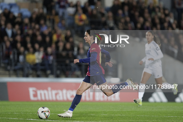 Aitana Bonmati of FC Barcelona is in action during the LIGA F match between Real Madrid and FC Barcelona at Alfredo Di Stefano stadium in Ma...