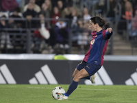 Aitana Bonmati of FC Barcelona attempts a shot during the LIGA F match between Real Madrid and FC Barcelona at Alfredo Di Stefano stadium in...