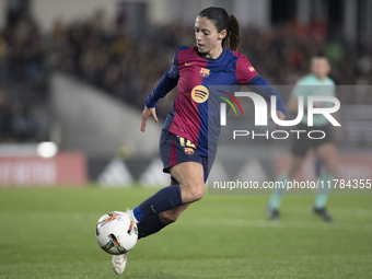 Aitana Bonmati of FC Barcelona controls the ball during the LIGA F match between Real Madrid and FC Barcelona at Alfredo Di Stefano stadium...