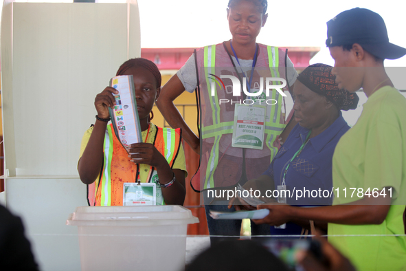 INEC officials count election results at Ward 2, Unity 8 during the 2024 Governorship election for Ondo State in Ugbonla, Ilaje, Local Gover...