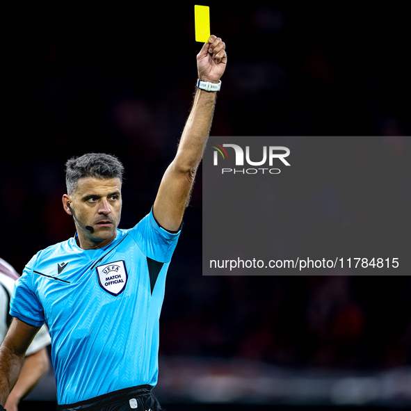 Referee Jesus Gil Manzano officiates the match between the Netherlands and Hungary at the Johan Cruijff ArenA for the UEFA Nations League -...