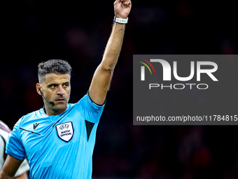 Referee Jesus Gil Manzano officiates the match between the Netherlands and Hungary at the Johan Cruijff ArenA for the UEFA Nations League -...