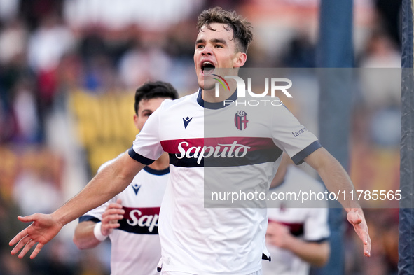 Thijs Dallinga of Bologna FC celebrates after scoring third goal later disallowed by VAR during the Serie A Enilive match between AS Roma an...