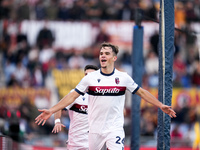 Thijs Dallinga of Bologna FC celebrates after scoring third goal later disallowed by VAR during the Serie A Enilive match between AS Roma an...