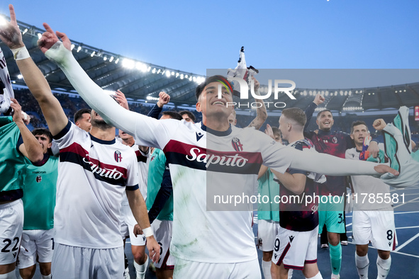 Santiago Castro of Bologna FC celebrates the victory at the end of the Serie A Enilive match between AS Roma and Bologna FC at Stadio Olimpi...