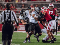 Oregon tight end Terrance Ferguson #3 heads upfield after a catch against the Wisconsin Badgers at Camp Randall Stadium in Madison, Wisconsi...