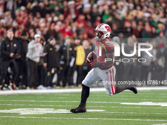 Wisconsin Badgers running back Tawee Walker #3 finds a seam on the edge against the Oregon Ducks at Camp Randall Stadium in Madison, Wiscons...