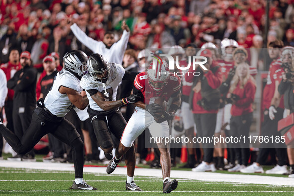 Wisconsin Badgers wide receiver Vinny Anthony II #8 catches a long pass against the Oregon Ducks at Camp Randall Stadium in Madison, Wiscons...