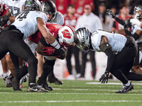 Wisconsin Badgers running back Tawee Walker #3 finds the hole against the Oregon Ducks defense at Camp Randall Stadium in Madison, Wisconsin...