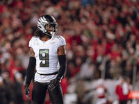 Oregon defensive back Nikko Reed #9 reads the Wisconsin Badgers offense at Camp Randall Stadium in Madison, Wisconsin, on November 16, 2024....