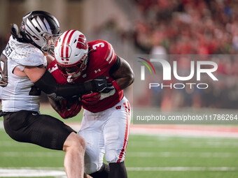 Wisconsin Badgers running back Tawee Walker #3 takes the ball upfield against the Oregon Ducks at Camp Randall Stadium in Madison, Wisconsin...