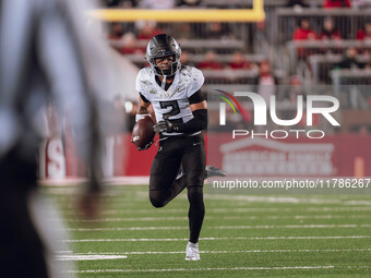 Oregon wide receiver Gary Bryant Jr. #2 runs the ball upfield after a catch against the Wisconsin Badgers at Camp Randall Stadium in Madison...