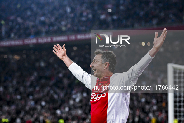 AFC Ajax Amsterdam legend Shota Arveladze celebrates the 1-0 goal during the match between Ajax Legends and Real Madrid Legends at the Johan...