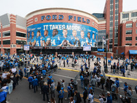 DETROIT,MICHIGAN-November 17: Fans arrive at Ford Field prior to the NFL football game between the Jacksonville Jaguars and the Detroit Lion...