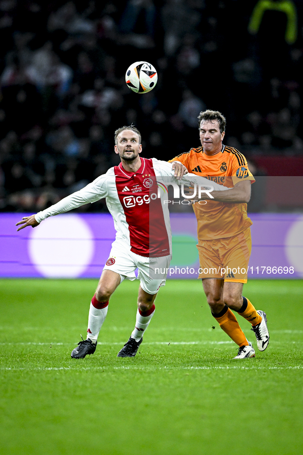 AFC Ajax Amsterdam legend Siem de Jong and Real Madrid CF legend Francisco Pavon participate in the match between Ajax Legends and Real Madr...