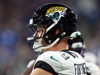 DETROIT,MICHIGAN-NOVEMBER17:  Center Luke Fortner (79) of the Jacksonville Jaguars looks on from the sidelines during a game between the Det...