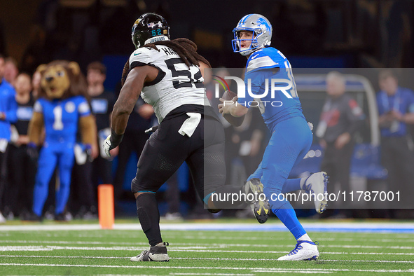 DETROIT,MICHIGAN-NOVEMBER17:  Quarterback Jared Goff (16) of the Detroit Lions during a game between the Detroit Lions and the Jacksonville...