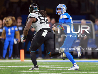 DETROIT,MICHIGAN-NOVEMBER17:  Quarterback Jared Goff (16) of the Detroit Lions during a game between the Detroit Lions and the Jacksonville...