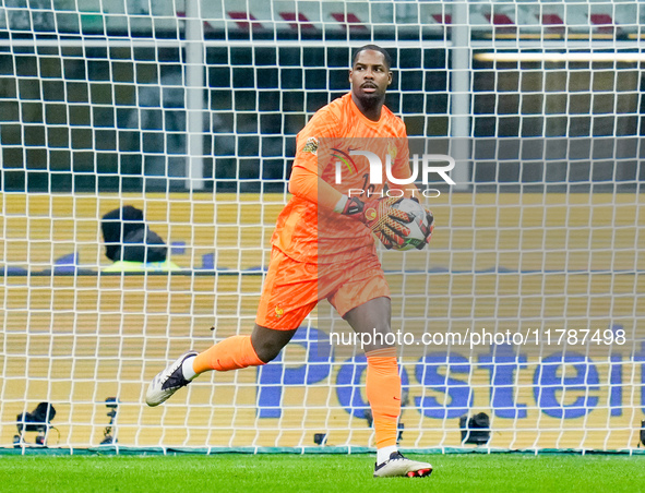 Mike Maignan of France during the UEFA Nations League 2024/25 League A Group 2 match between Italy and France at Stadio Giuseppe Meazza on N...