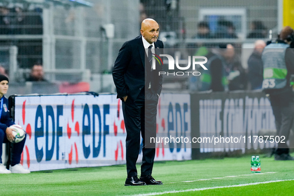 Luciano Spalletti head coach of Italy looks on during the UEFA Nations League 2024/25 League A Group 2 match between Italy and France at Sta...