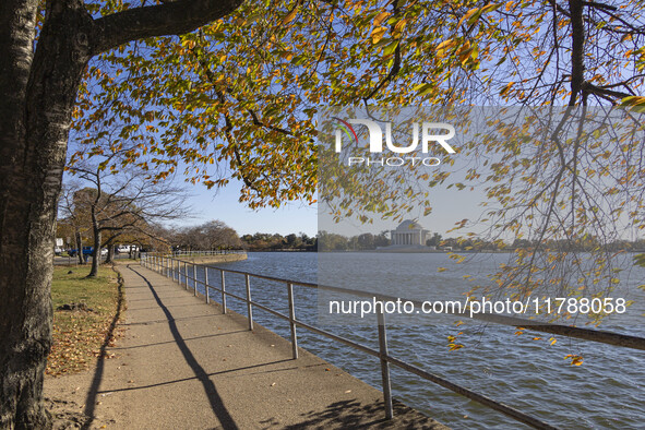 Exterior view of Thomas Jefferson Memorial in Washington DC across the Tidal Basin. The Jefferson Memorial is a national memorial in Washing...