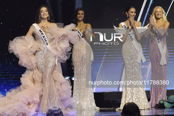 (L-R) Miss Mexico Maria Fernanda Beltran, Miss Chile Emilia Dides, Miss Thailand Opal Suchata Chuangsri, and Miss Denmark Victoria Kjaer The...