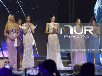 (L-R) Miss Denmark Victoria Kjaer Theilvig, Miss Thailand Opal Suchata, Miss Venezuela Ileana Marquez, Miss Argentina Magali Benejam, and Mi...