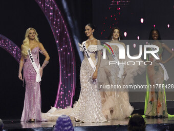 (L-R) Miss Denmark Victoria Kjaer Theilvi, Miss Thailand Opal Suchata Chuangsri, Miss Mexico Maria Fernanda Beltran, and Miss Nigeria Chidim...