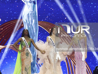 (L-R Miss Nigeria Chidimma Adetshina, Miss Mexico Maria Fernanda Beltran, and Miss Denmark Victoria Kjaer Theilvi participate in The 73rd Mi...