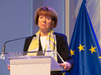 Henriette Reker, the mayor of Cologne, speaks during the opening of the Ukraine Conference of NRW at Flora Hall in Cologne, Germany, on Nove...