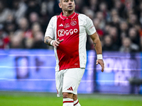 AFC Ajax Amsterdam legend Wesley Sneijder plays during the match between Ajax Legends and Real Madrid Legends at the Johan Cruijff ArenA in...