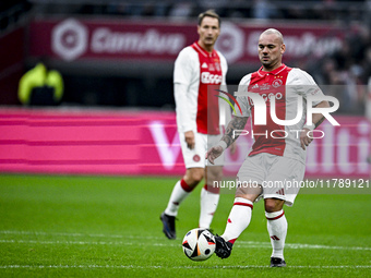 AFC Ajax Amsterdam legend Wesley Sneijder plays during the match between Ajax Legends and Real Madrid Legends at the Johan Cruijff ArenA in...