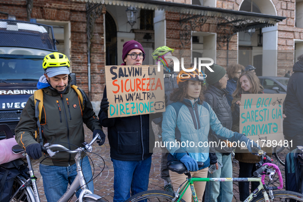 A protest against the reform of the Highway Code takes place in Torino, Italy, on November 18, 2024. The mobilization, which begins on the W...