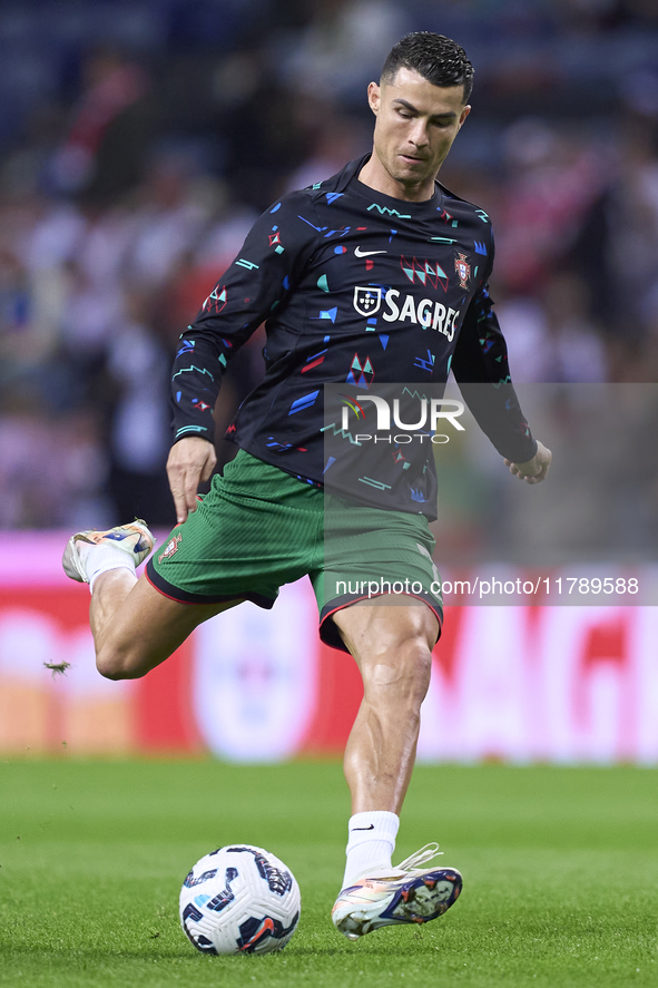 Cristiano Ronaldo of Portugal warms up before the UEFA Nations League 2024/25 League A Group A1 match between Portugal and Poland at Estadio...