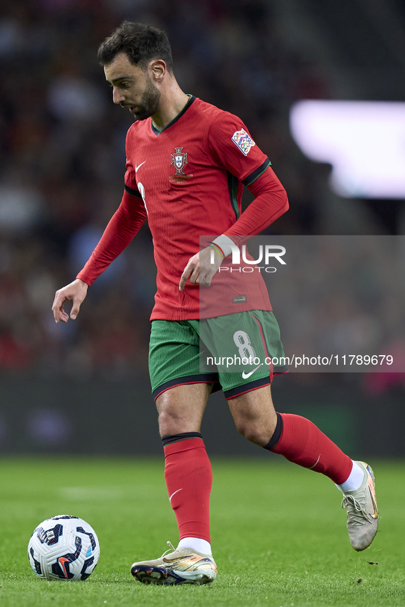 Bruno Fernandes of Portugal is in action during the UEFA Nations League 2024/25 League A Group A1 match between Portugal and Poland at Estad...