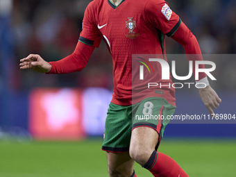 Bruno Fernandes of Portugal is in action during the UEFA Nations League 2024/25 League A Group A1 match between Portugal and Poland at Estad...