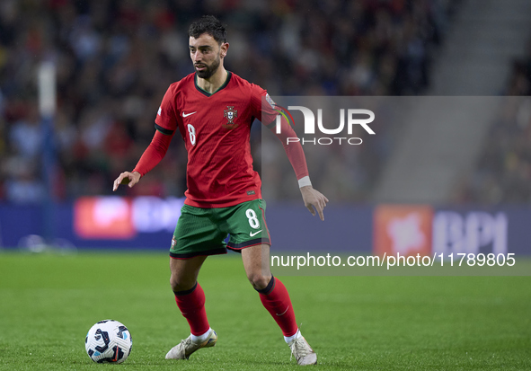 Bruno Fernandes of Portugal is in action during the UEFA Nations League 2024/25 League A Group A1 match between Portugal and Poland at Estad...