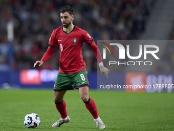 Bruno Fernandes of Portugal is in action during the UEFA Nations League 2024/25 League A Group A1 match between Portugal and Poland at Estad...