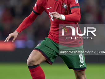 Bruno Fernandes of Portugal is in action during the UEFA Nations League 2024/25 League A Group A1 match between Portugal and Poland at Estad...