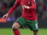 Bruno Fernandes of Portugal is in action during the UEFA Nations League 2024/25 League A Group A1 match between Portugal and Poland at Estad...